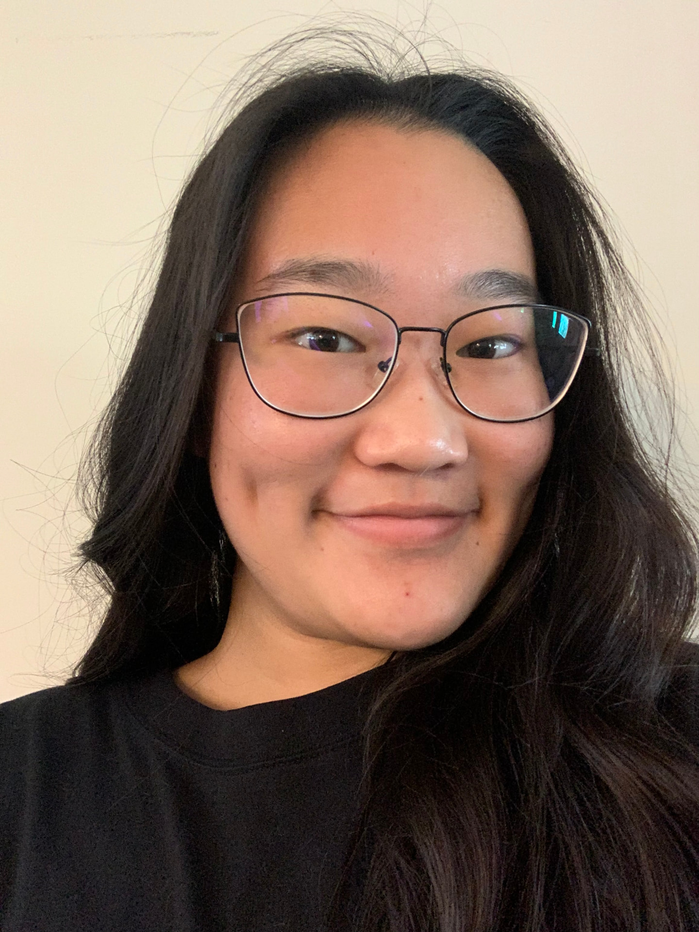 Portrait of Serena Hong